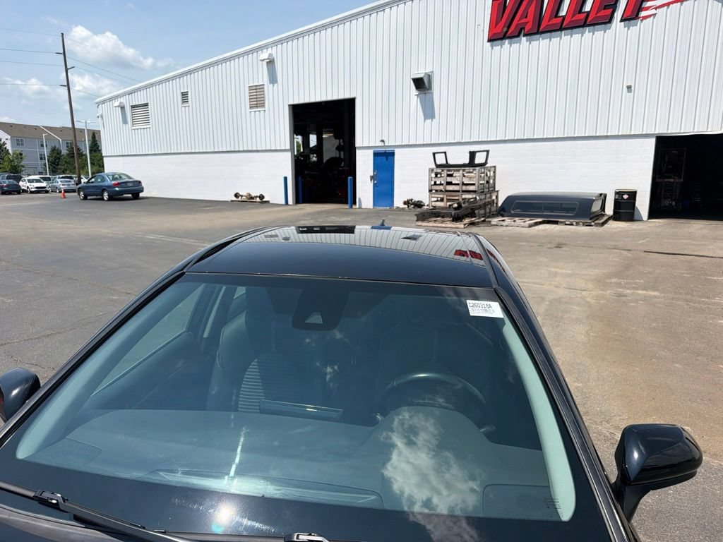 Used 2021 Toyota Camry SE FWD image 17