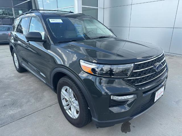 Certified 2022 Ford Explorer XLT w/ Equipment Group 202A image 1