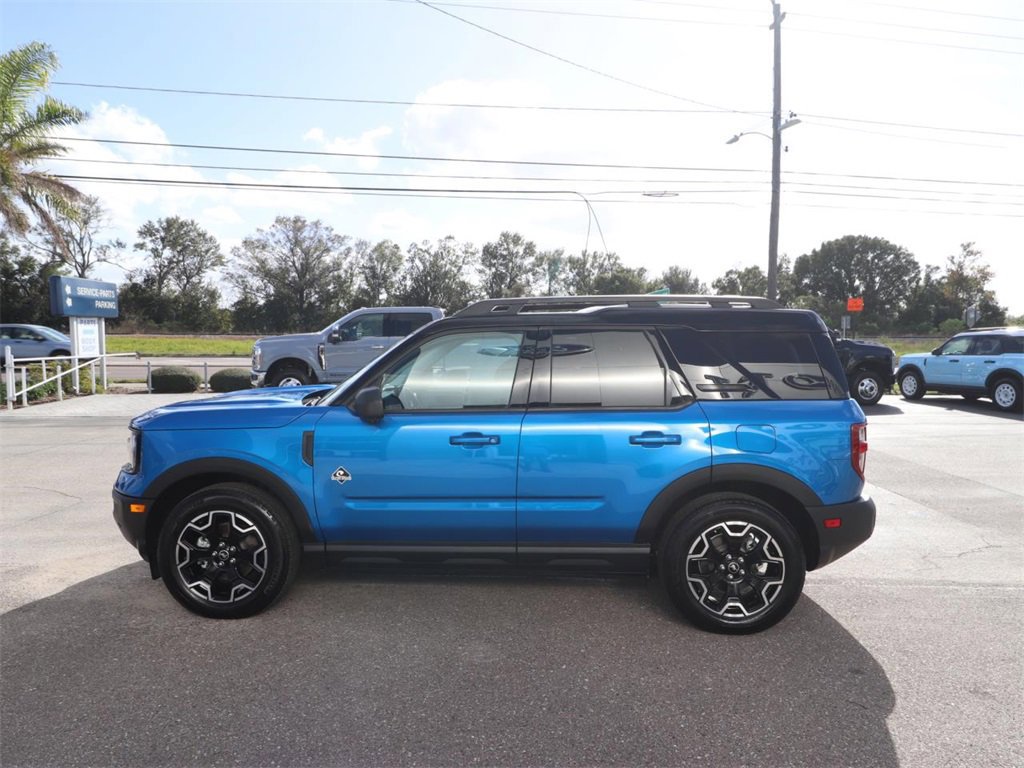 Certified 2025 Ford Bronco Sport Outer Banks w/ Outer Banks Tech Package+ image 2