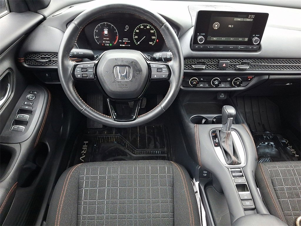 Used 2025 Honda HR-V Sport image 12