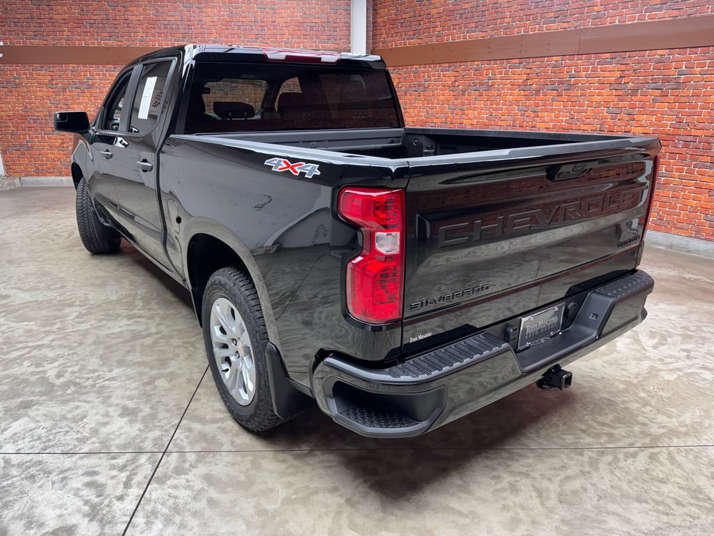 Used 2025 Chevrolet Silverado 1500 Custom w/ Turbomax Blackout Package AWD/4WD video 2