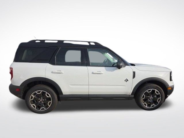 Certified 2025 Ford Bronco Sport Outer Banks w/ Outer Banks Tech Package+ AWD/4WD image 13