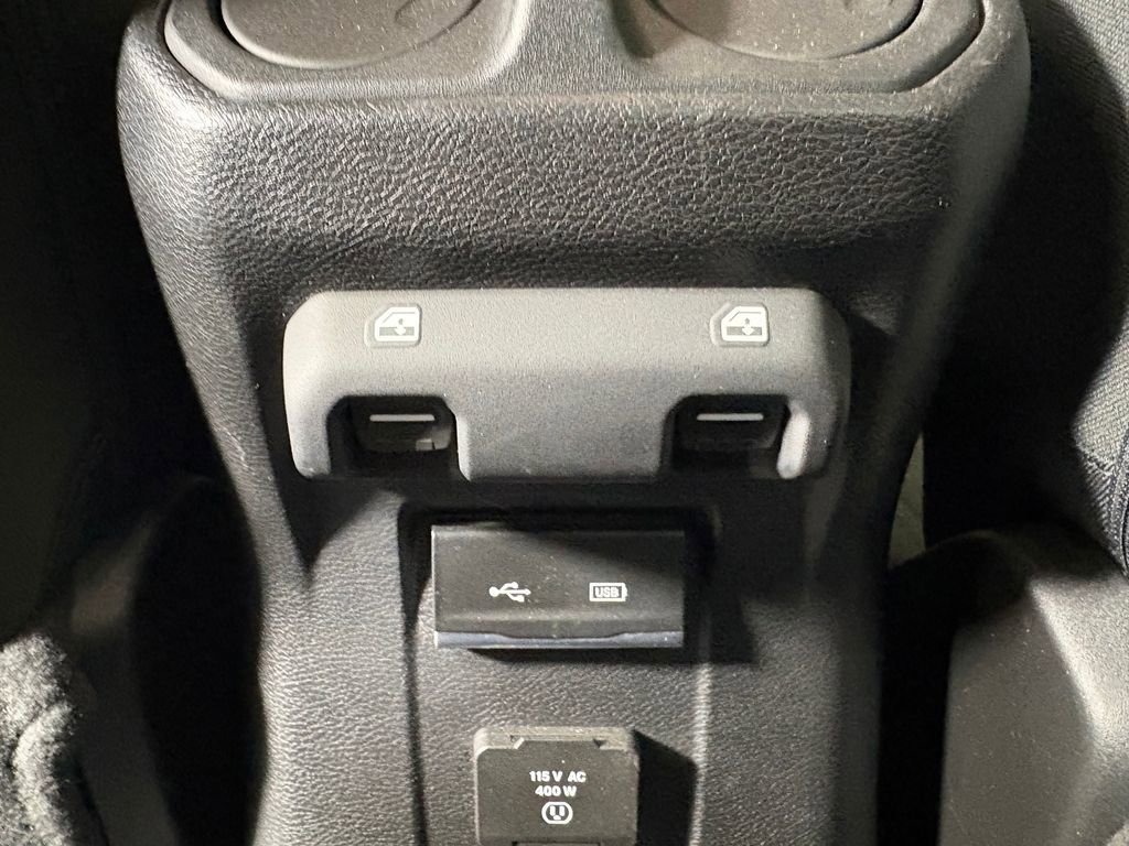 Used 2020 Jeep Gladiator Overland AWD/4WD image 28