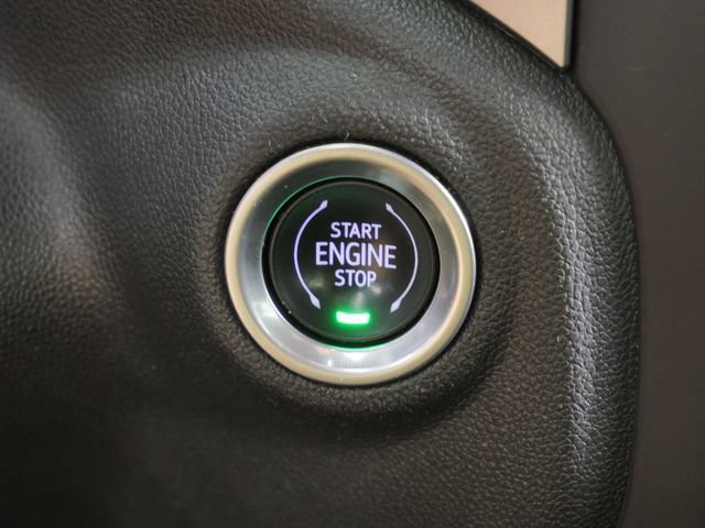 Used 2021 Chevrolet Silverado 1500 RST w/ LPO, Liner Protection Package AWD/4WD image 29