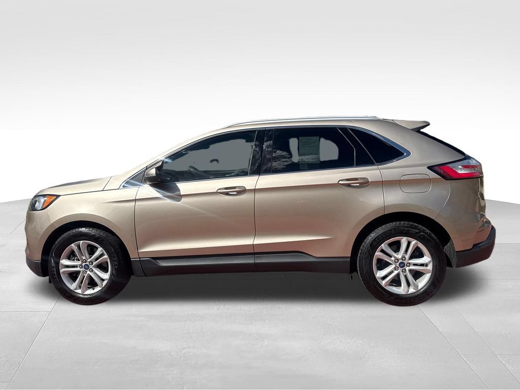Certified 2020 Ford Edge SEL w/ Cold Weather Package AWD/4WD image 4