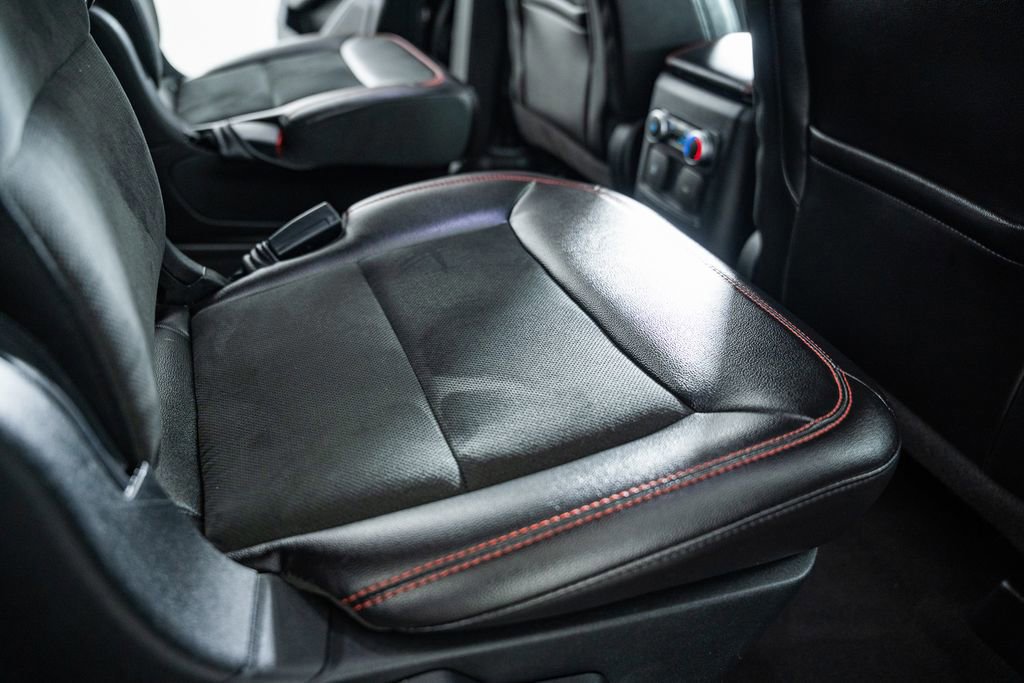 Certified 2022 Ford Explorer ST-Line w/ Class IV Trailer Tow Package image 34