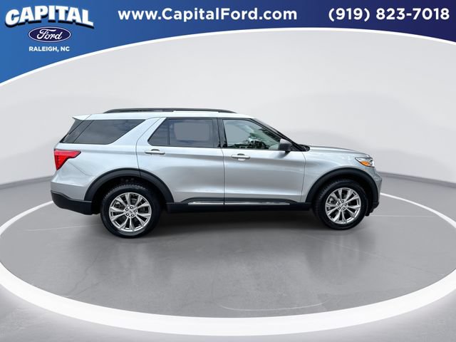 Certified 2023 Ford Explorer XLT w/ Equipment Group 202A AWD/4WD image 9