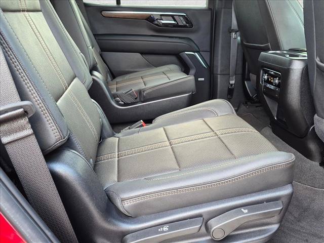 Used 2025 Chevrolet Tahoe High Country w/ Sun And Tow Package RWD image 19