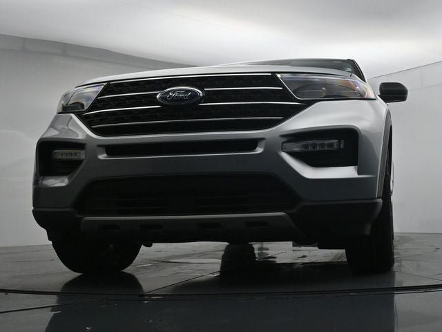 Certified 2022 Ford Explorer XLT w/ Equipment Group 202A AWD/4WD image 33