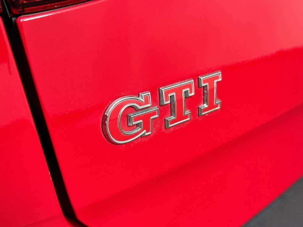 Used 2019 Volkswagen GTI 4-Door FWD image 7