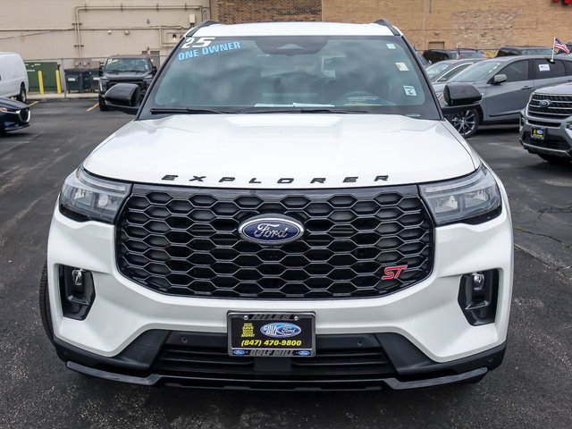 Certified 2025 Ford Explorer ST w/ Sun And Sound Package AWD/4WD image 4
