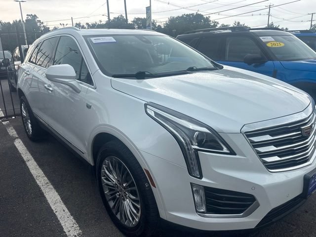 Used 2018 Cadillac XT5 Luxury w/ Driver Awareness Package AWD/4WD image 14