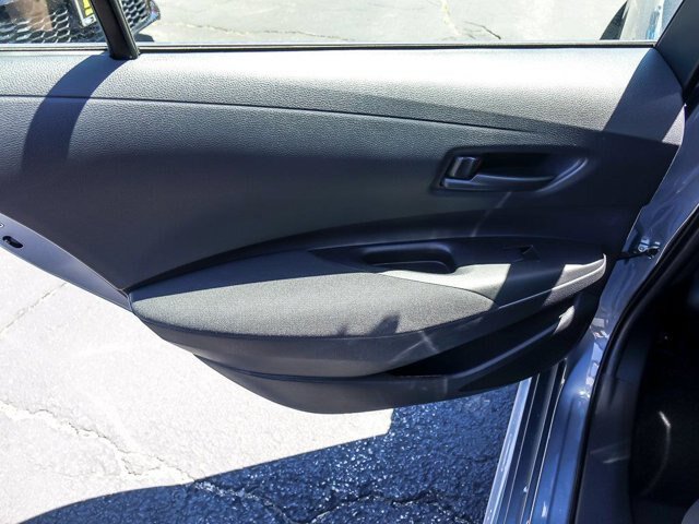Used 2025 Toyota Corolla LE FWD image 26