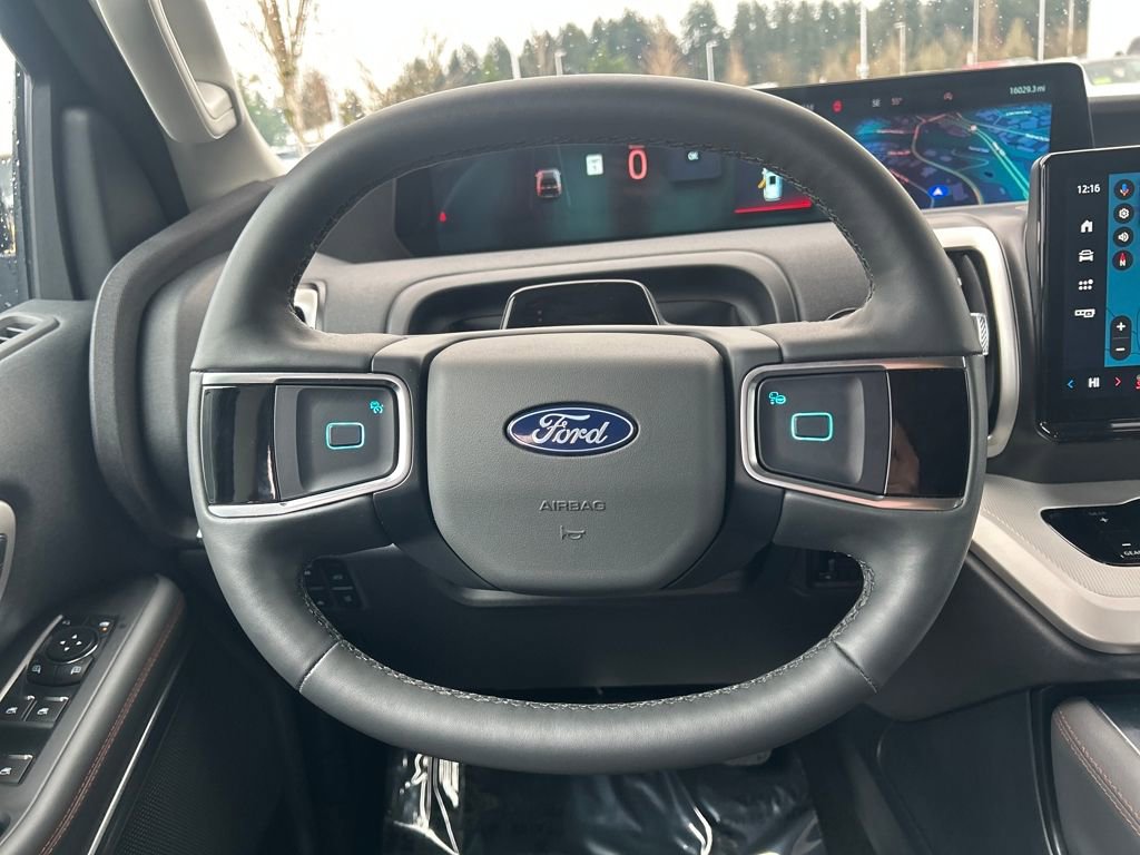 Certified 2025 Ford Expedition Active image 20