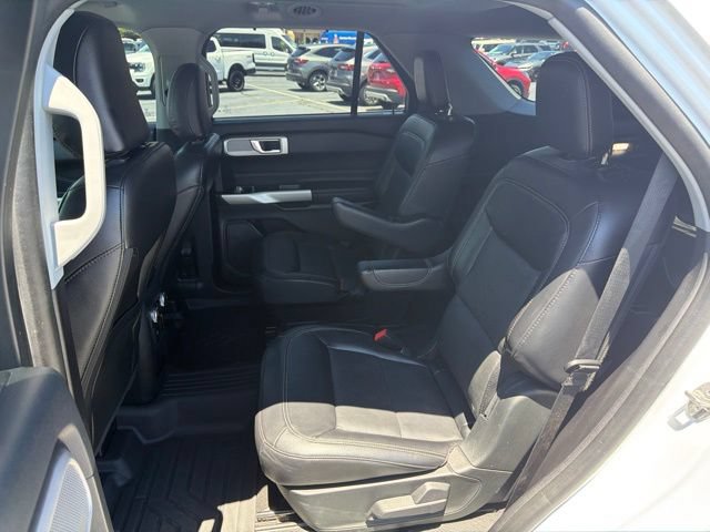 Certified 2021 Ford Explorer Limited w/ Equipment Group 301A AWD/4WD image 19