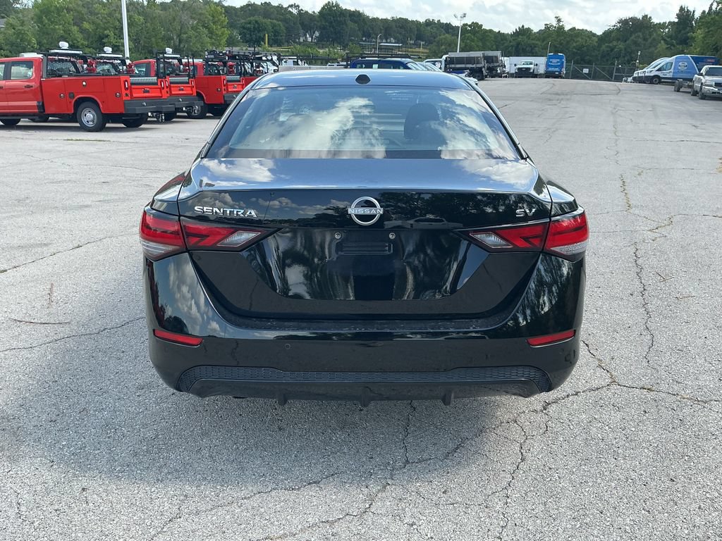 Used 2024 Nissan Sentra SV FWD image 8