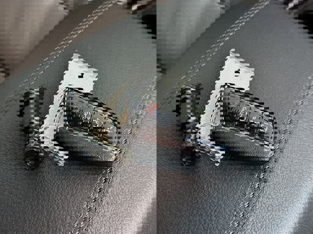 Used 2018 Hyundai Santa Fe Sport image 24