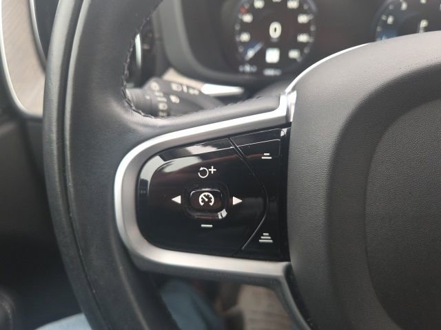 Used 2021 Volvo XC60 T5 Inscription image 45