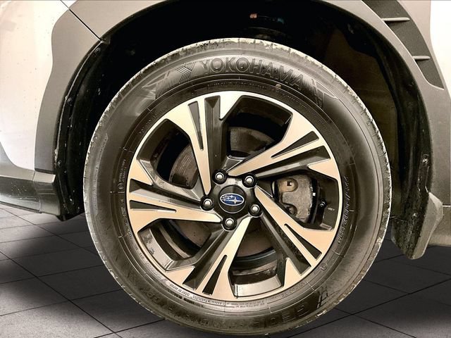 Used 2025 Subaru Crosstrek 2.5i Premium AWD/4WD image 8