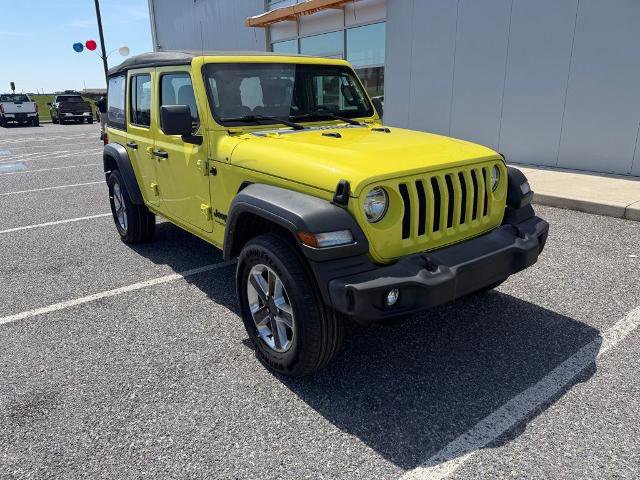 Used 2022 Jeep Wrangler Unlimited Sport AWD/4WD image 7