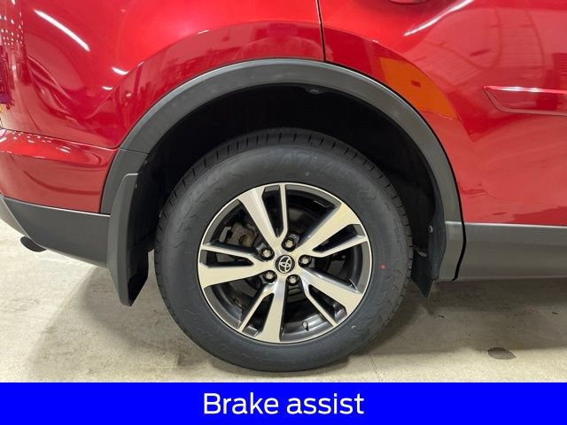 Used 2017 Toyota RAV4 XLE AWD/4WD image 15