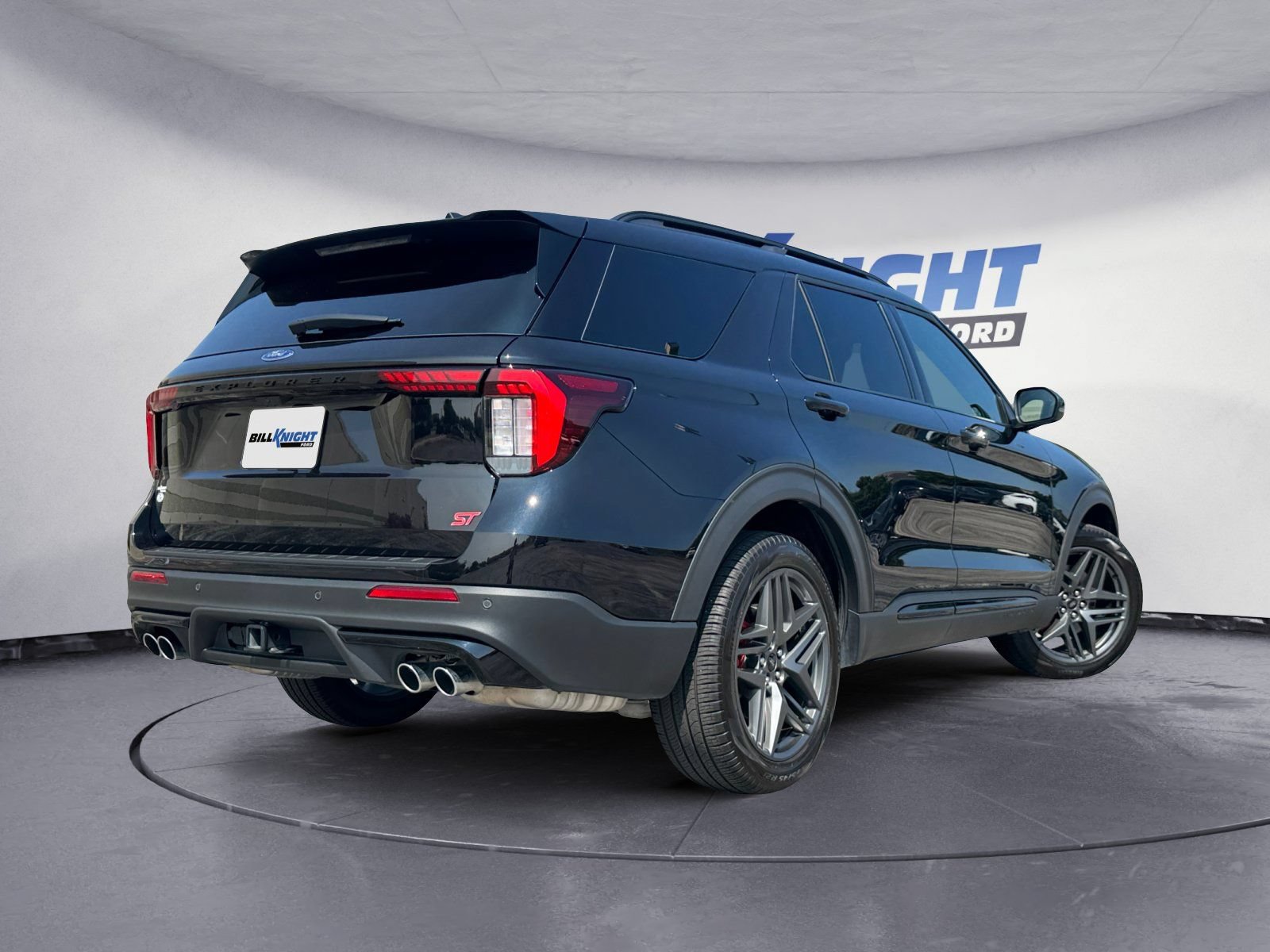 Certified 2026 Ford Explorer ST w/ Sun And Sound Package AWD/4WD image 5