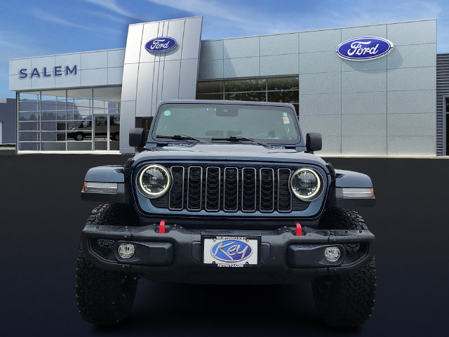 Used 2025 Jeep Wrangler Unlimited Rubicon AWD/4WD image 7