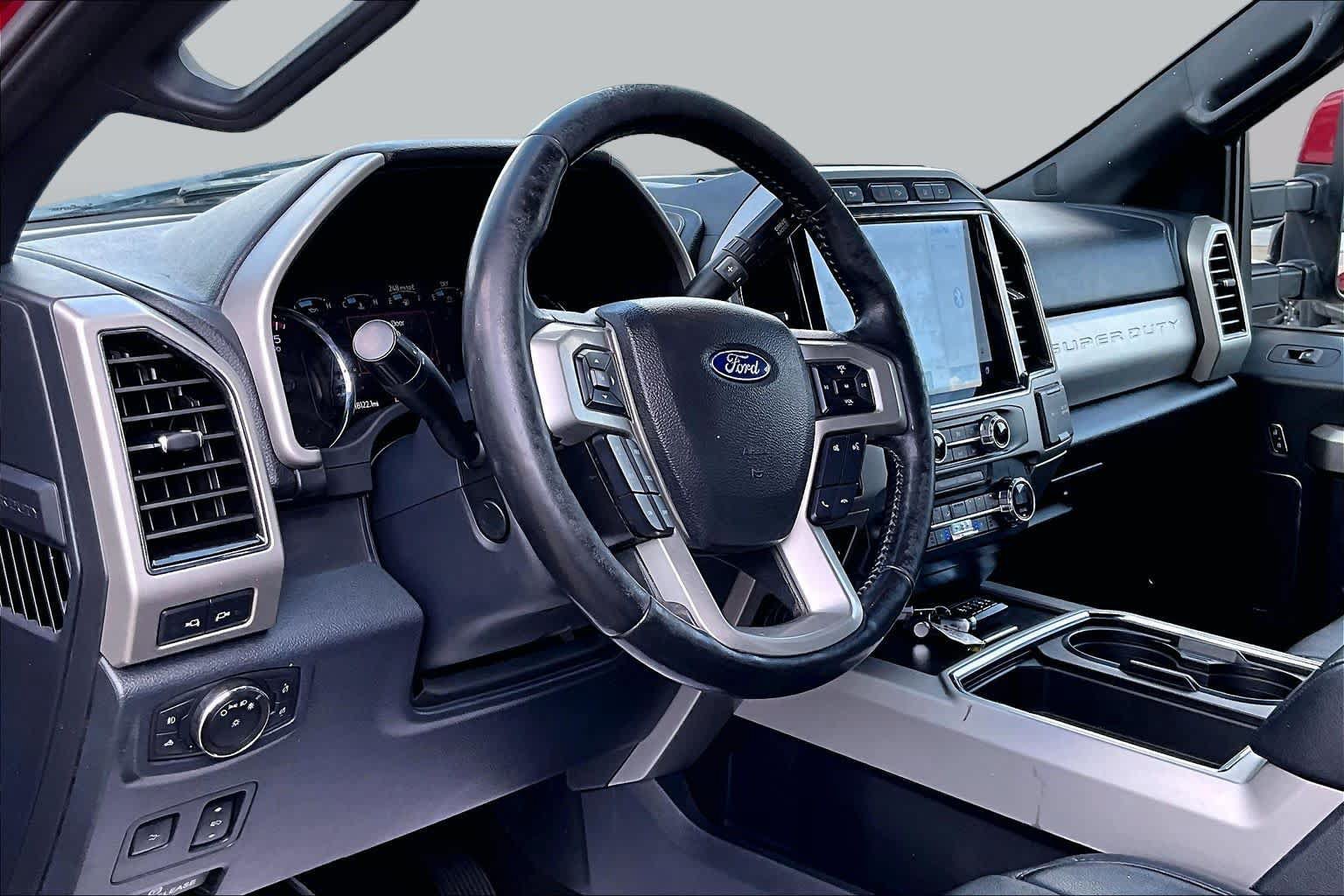 Certified 2022 Ford F350 Lariat w/ Lariat Ultimate Package AWD/4WD image 18