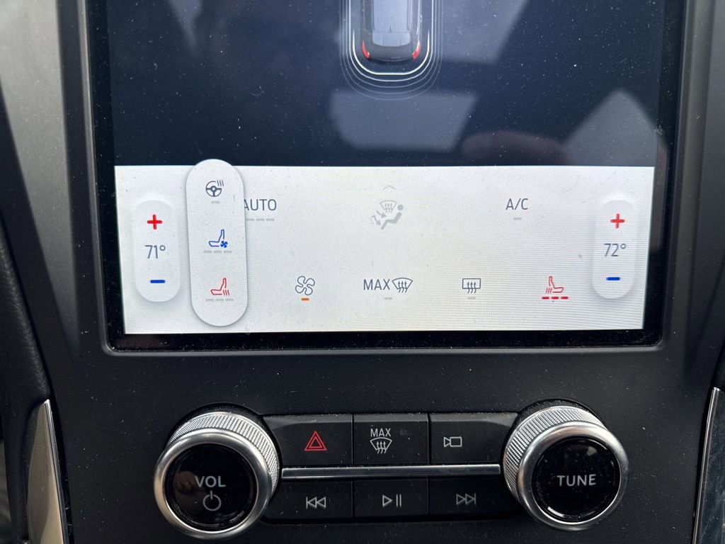 Certified 2024 Ford Edge ST w/ Equipment Group 401A image 28