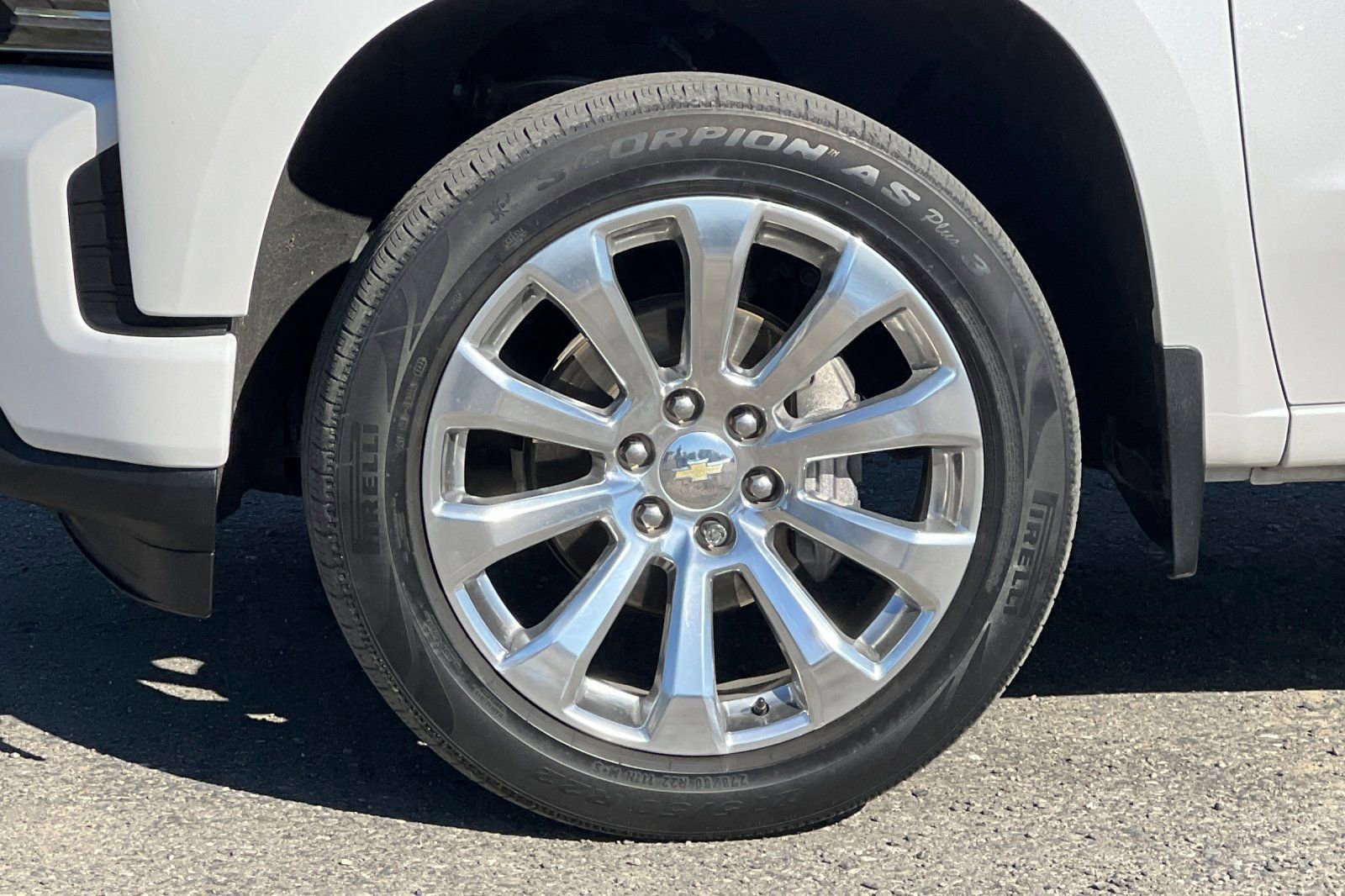 Used 2020 Chevrolet Silverado 1500 High Country w/ Technology Package image 27