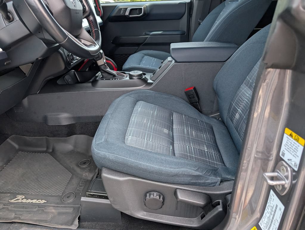 Certified 2023 Ford Bronco Heritage Edition AWD/4WD image 11