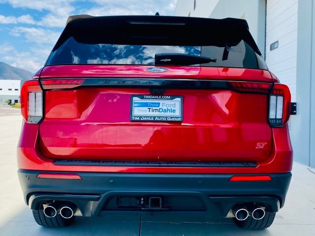 Certified 2025 Ford Explorer ST AWD/4WD image 6