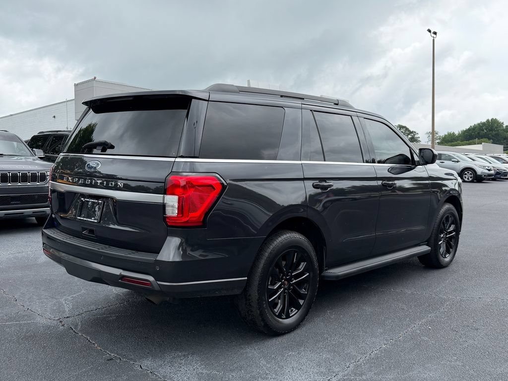 Certified 2022 Ford Expedition XLT RWD image 4