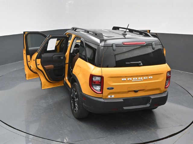Certified 2022 Ford Bronco Sport Outer Banks w/ Tech Package AWD/4WD image 22