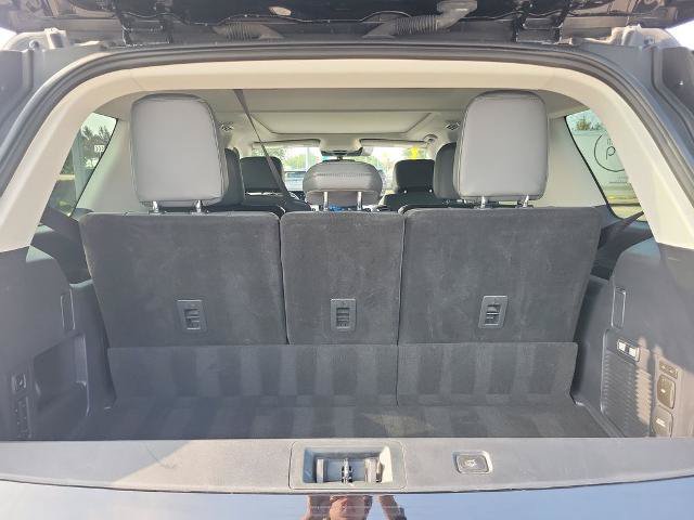Certified 2025 Ford Expedition Active RWD image 9