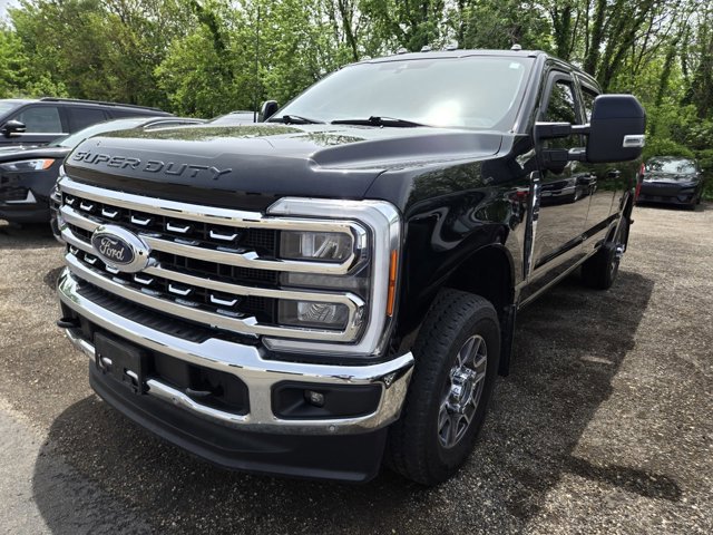 Certified 2023 Ford F350 Lariat w/ Lariat Ultimate Package AWD/4WD image 2