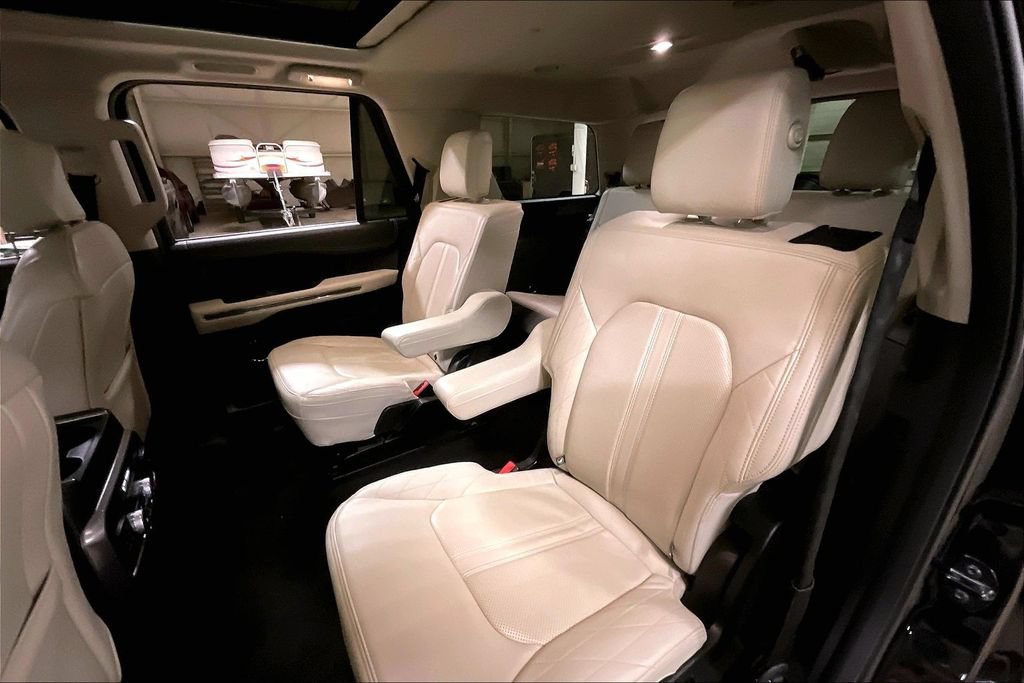 Certified 2020 Ford Expedition Platinum AWD/4WD image 25