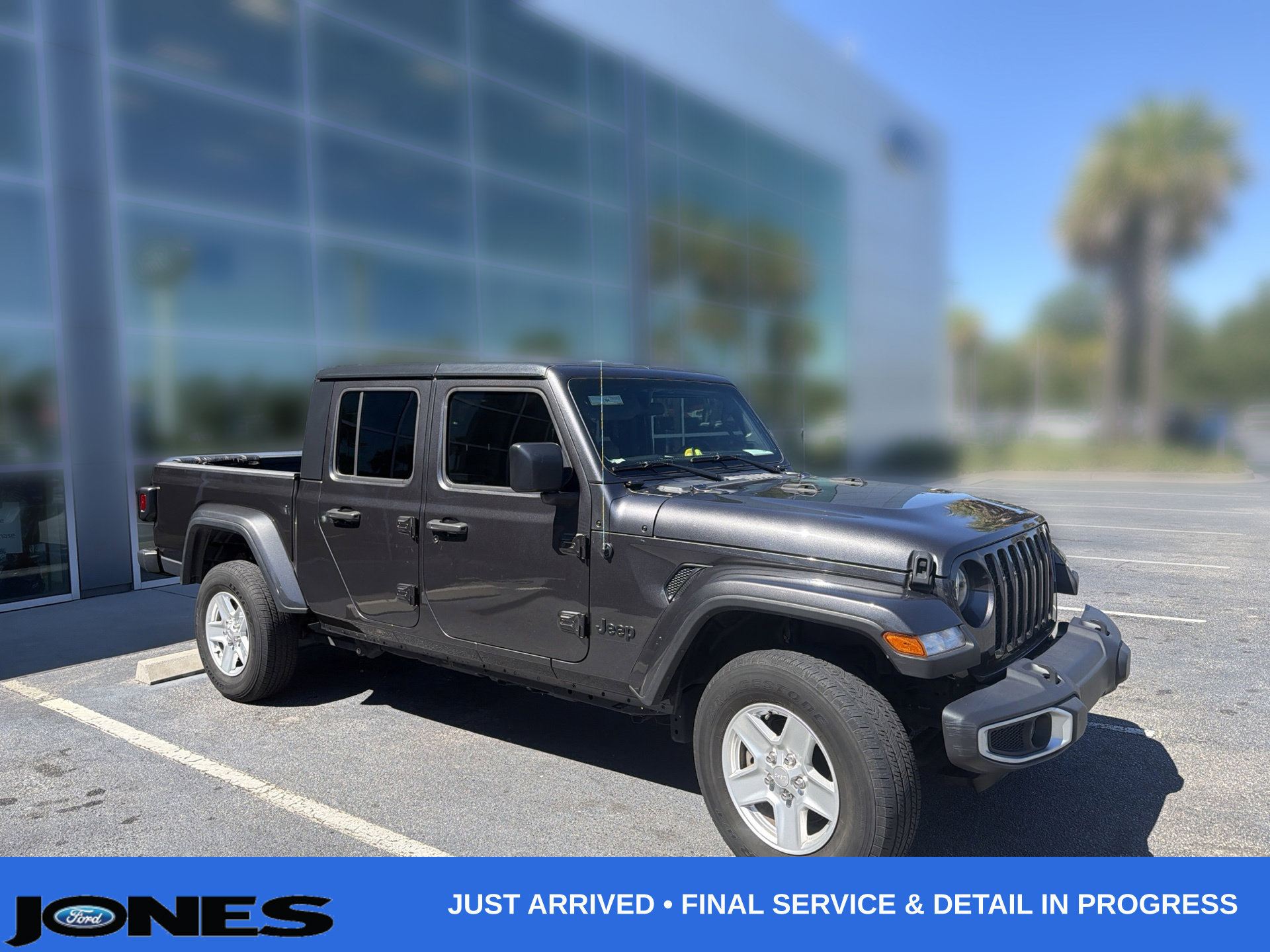 Used 2023 Jeep Gladiator Sport