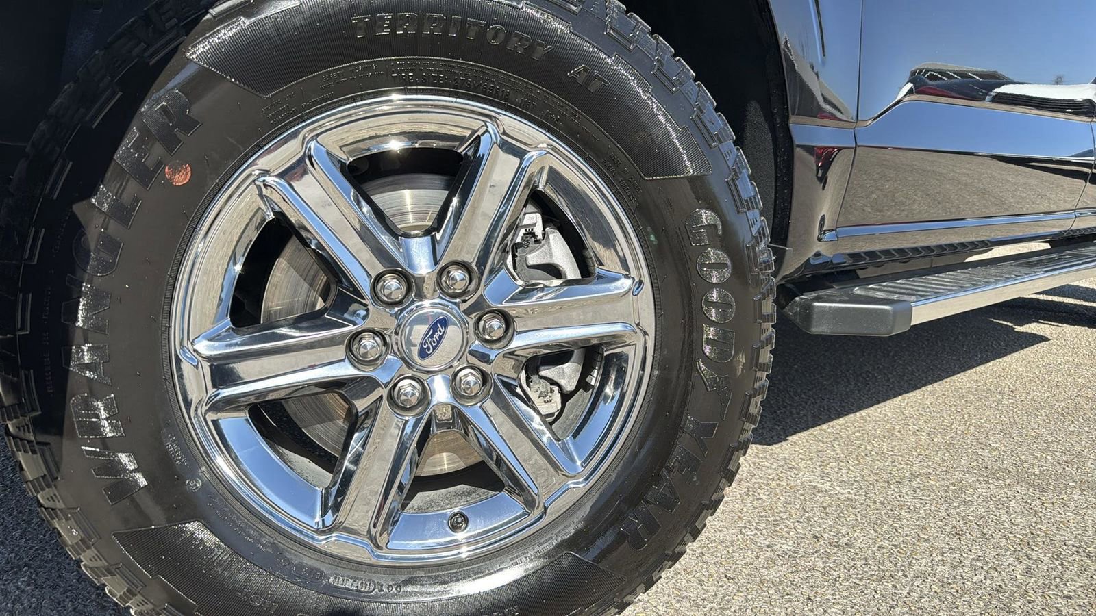 Certified 2025 Ford F150 XLT w/ Equipment Group 301A Standard image 10