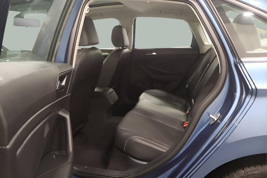 Used 2020 Volkswagen Jetta SE image 27