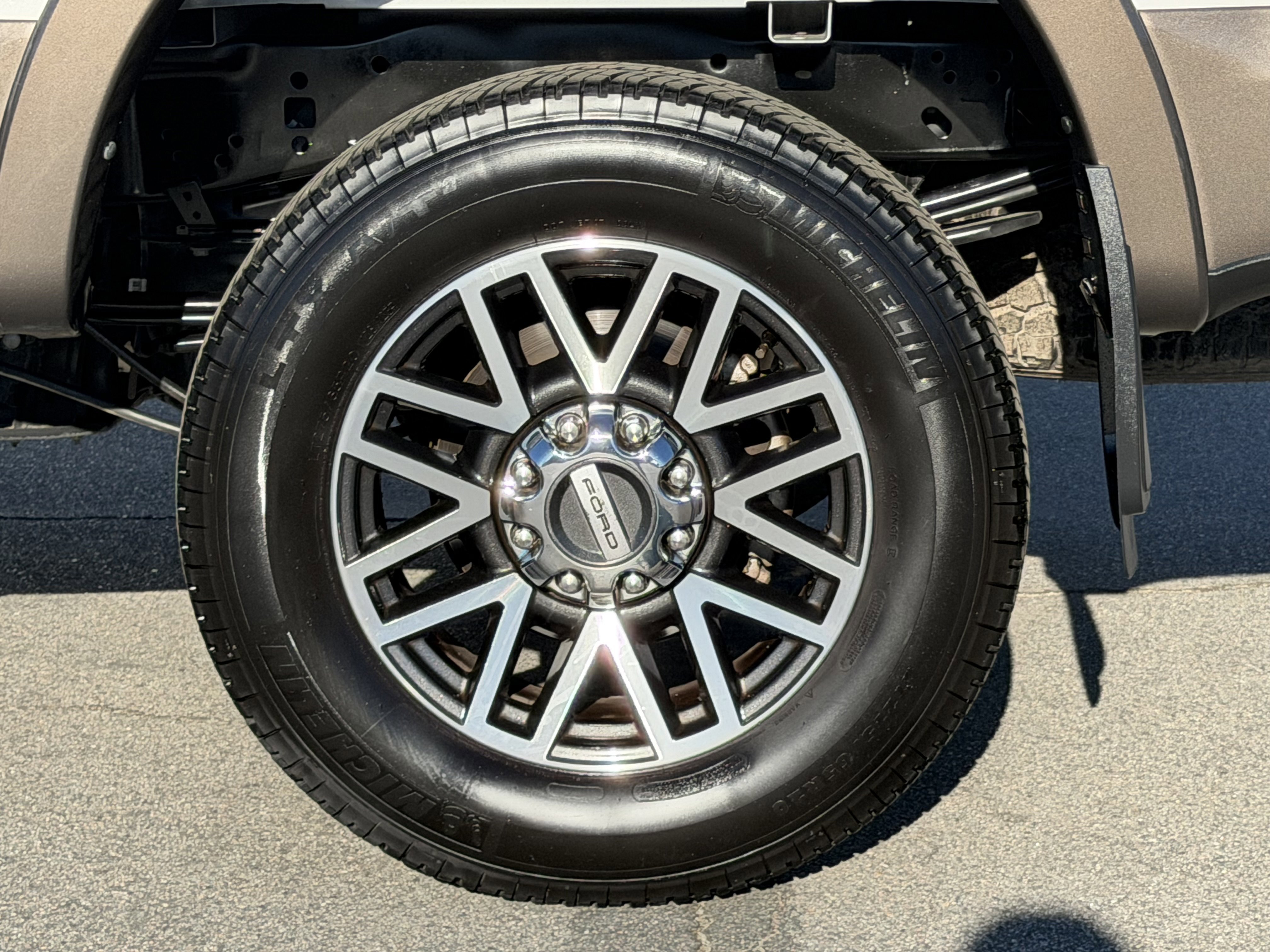 Certified 2017 Ford F250 Lariat w/ Lariat Value Package image 10