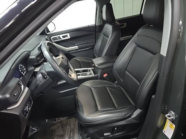 Certified 2024 Ford Explorer XLT w/ Equipment Group 202A AWD/4WD image 35