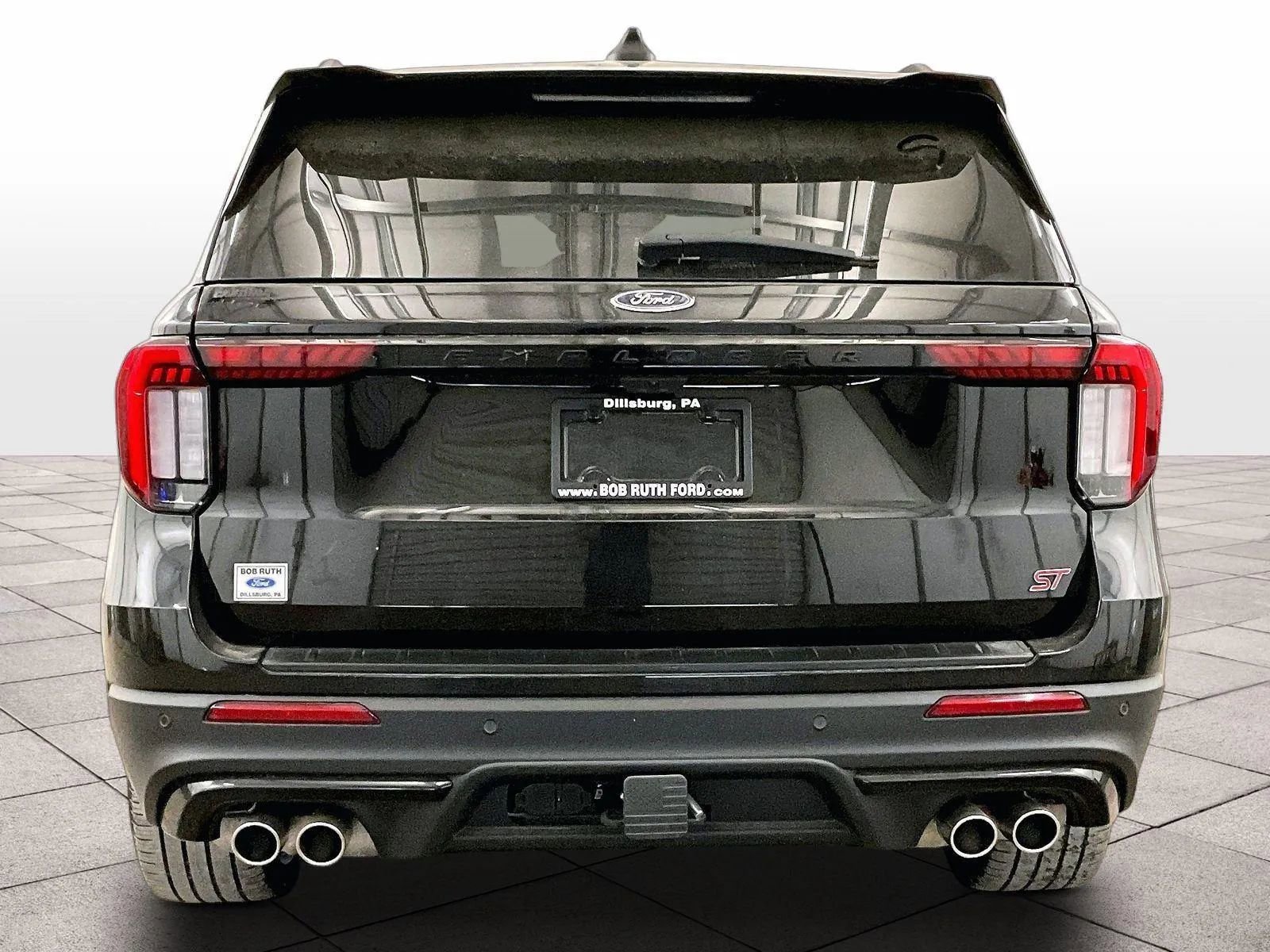 Certified 2025 Ford Explorer ST AWD/4WD image 4