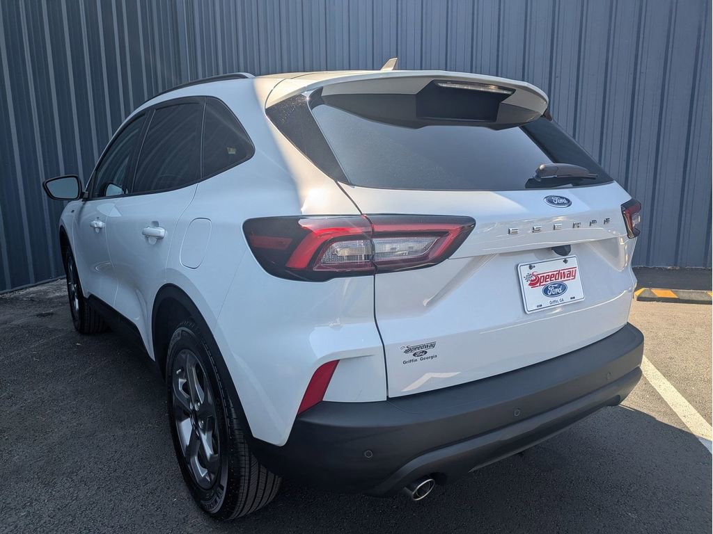 Certified 2025 Ford Escape ST-Line w/ Tech Pack #1 FWD image 10
