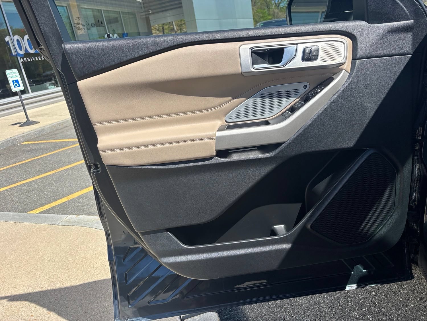 Certified 2023 Ford Explorer Limited w/ Limited Technology Package AWD/4WD image 53