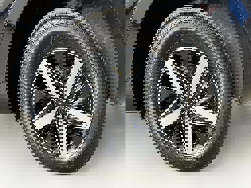 Used 2023 Kia Sorento EX w/ Panoramic Sunroof Package image 11