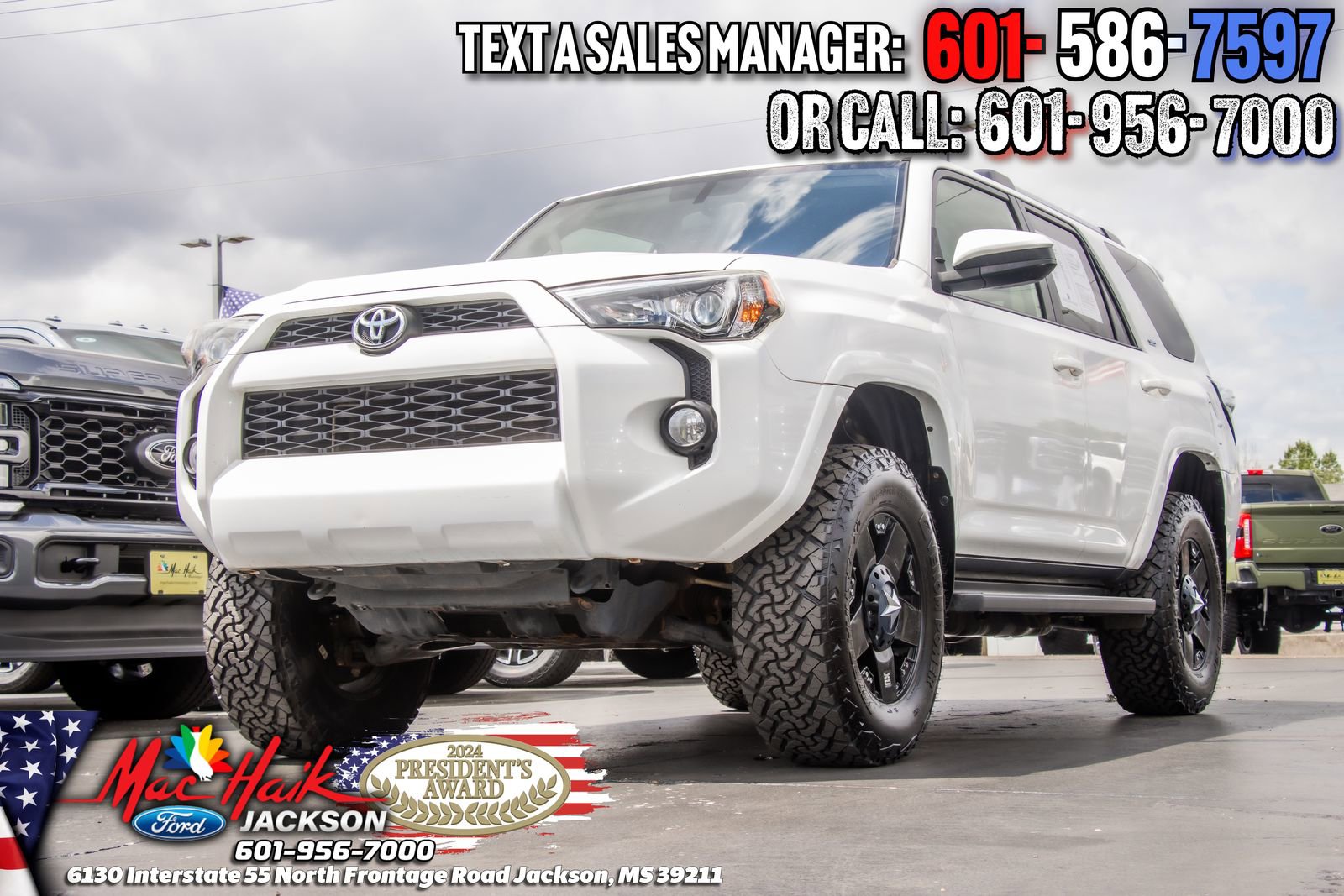 Used 2019 Toyota 4Runner SR5 AWD/4WD image 4
