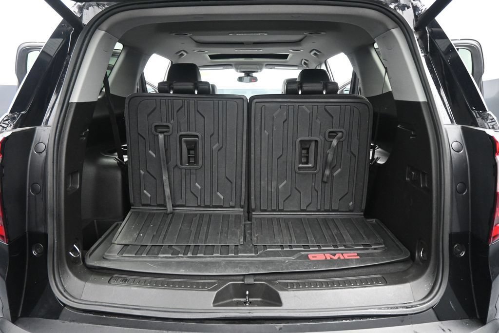 Used 2023 GMC Acadia AT4 w/ Technology Package AWD/4WD image 22
