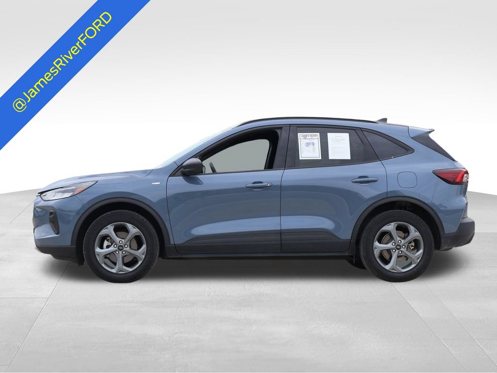 Certified 2025 Ford Escape ST-Line w/ Cold Weather Package AWD/4WD image 2