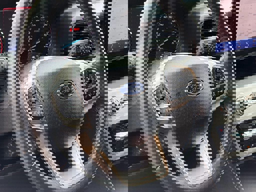 Certified 2022 Ford Explorer XLT w/ Equipment Group 202A image 23